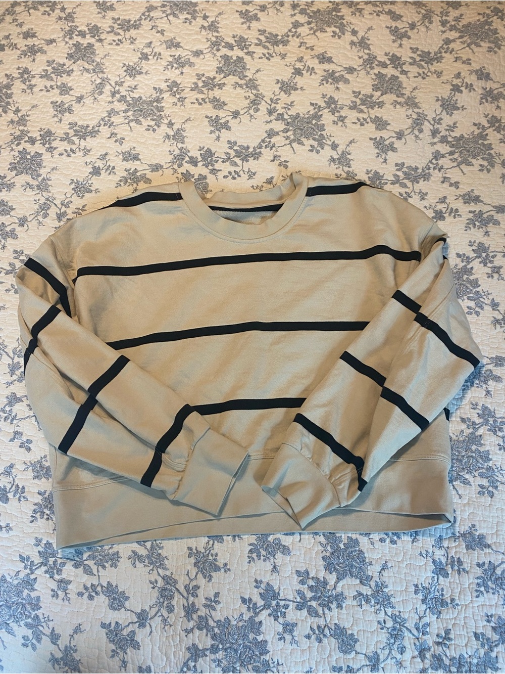 Lululemon Perfectly Oversized Cropped Crew Boundless Stripe Bone Black
